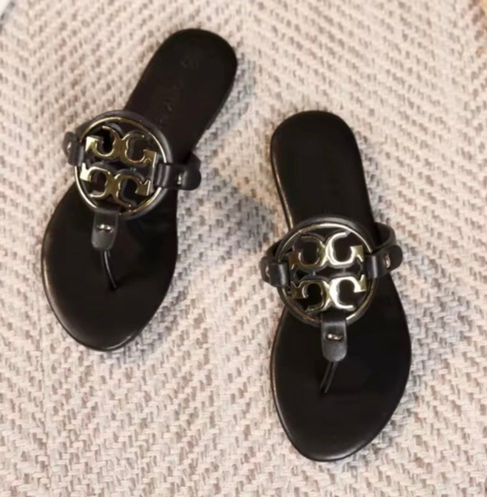 Black T Sandals